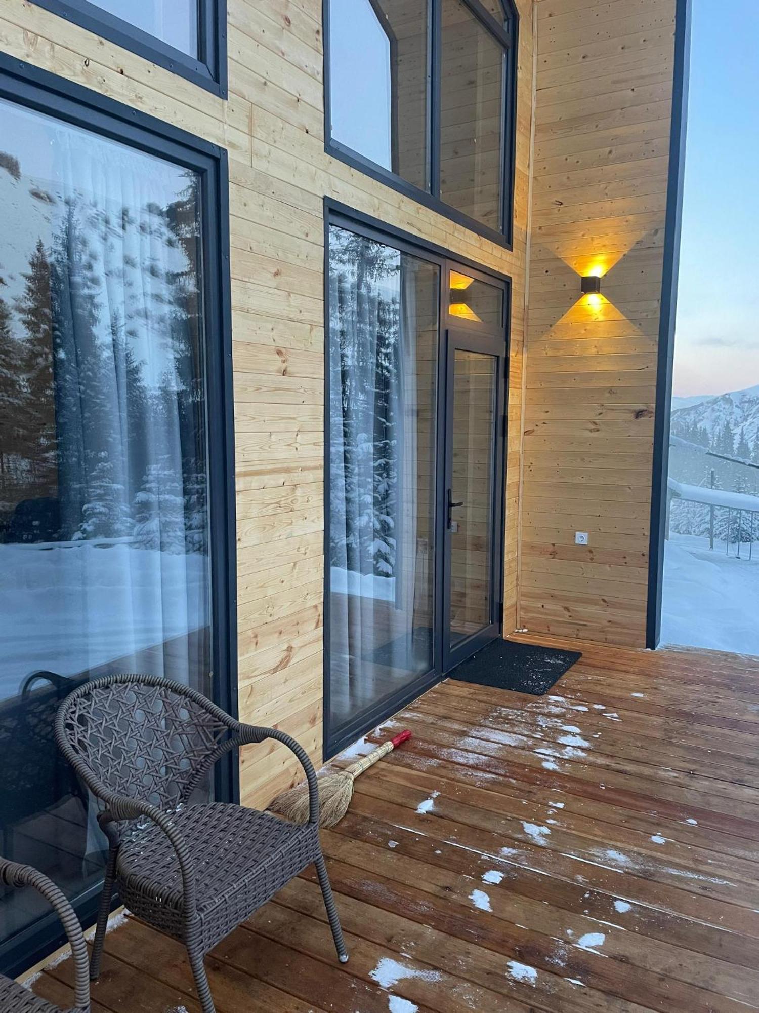 Toodoresort Karakol Exteriör bild